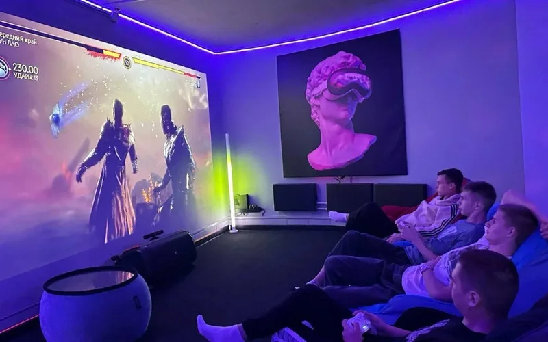 VIP-кинотеатр в клубе VR Lounge